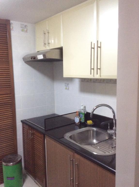 מנילה Condo At Parkside Villas Across The Airport מראה חיצוני תמונה