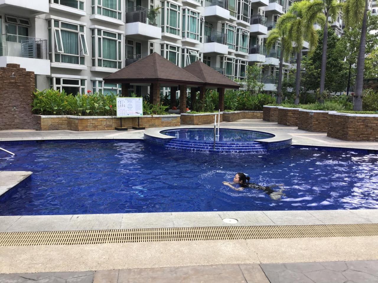 מנילה Condo At Parkside Villas Across The Airport מראה חיצוני תמונה